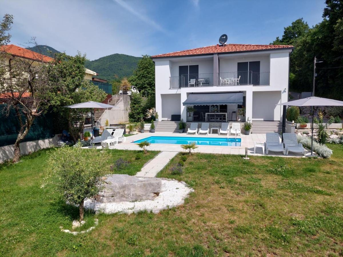 Villa Madlen Ičići 外观 照片