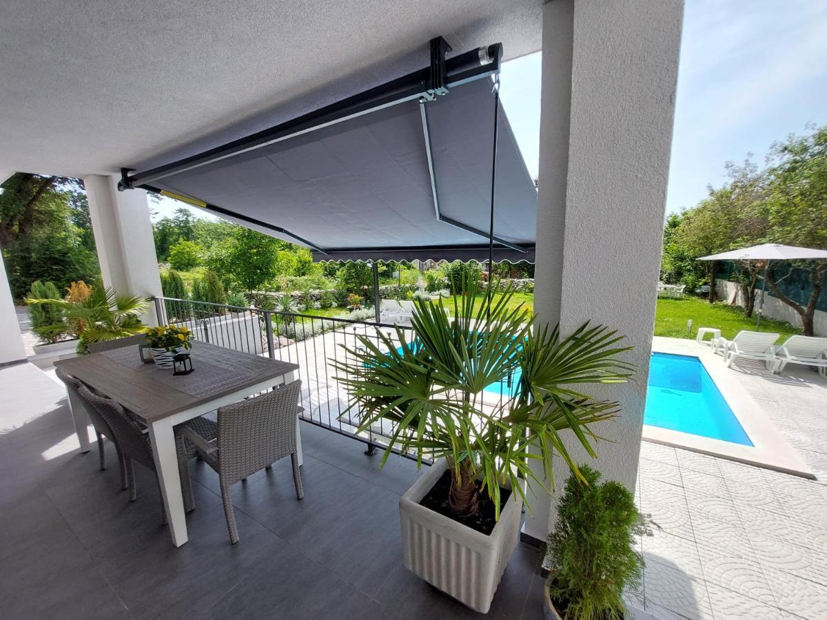 Villa Madlen Ičići 外观 照片