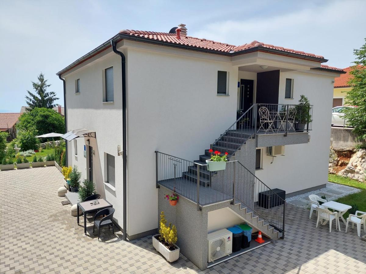 Villa Madlen Ičići 外观 照片